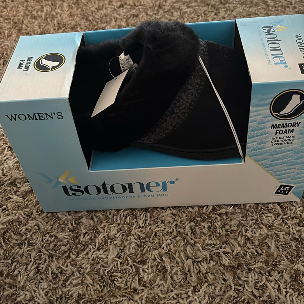 Isotonic slippers black memory foam. Comfortable soft and warm 8-9